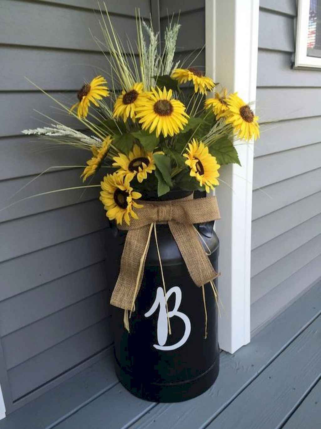 52-catchy-farmhouse-spring-decor-ideas