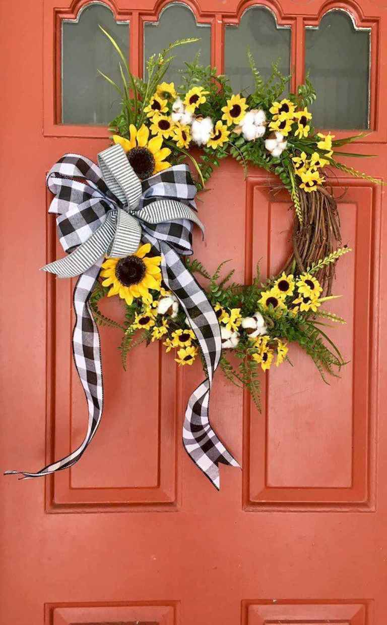 57-catchy-farmhouse-spring-decor-ideas