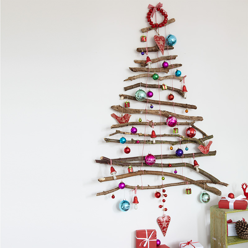 7.-wall-christmas-tree