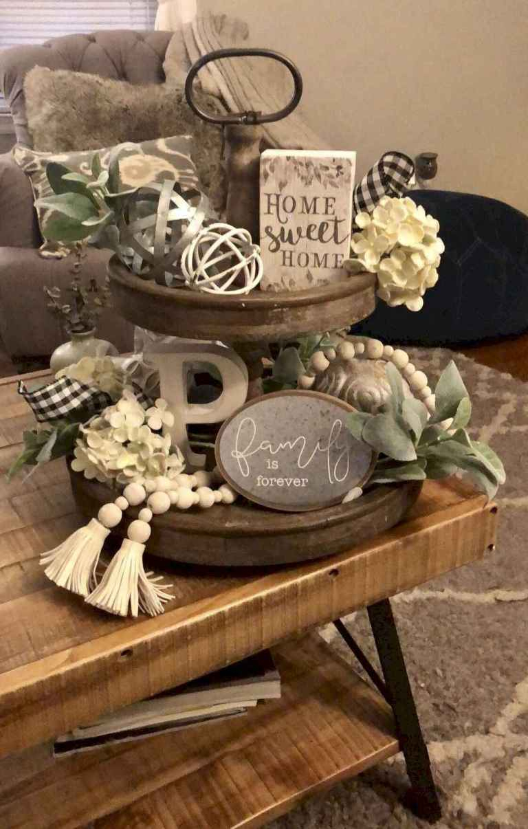 79-catchy-farmhouse-spring-decor-ideas