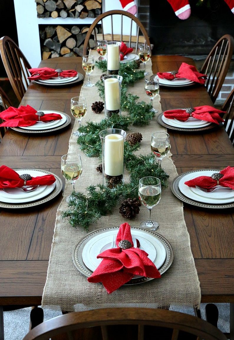 Christmas-dining-table-decoration-ideas_1527-1