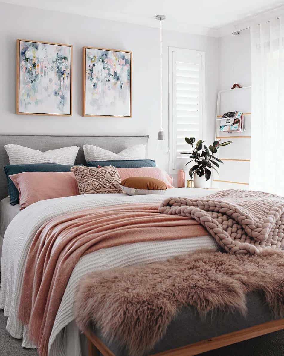 Cozy-bedroom-decorating-ideas-for-winter-11-1-kindesign-1