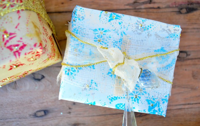 Diy-craft-holiday-christmas-gift-wrapping-poject-kids-crafts