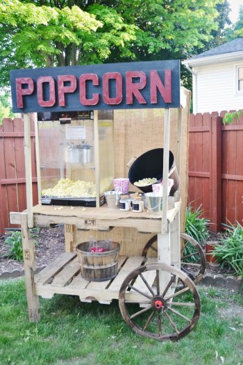 Diy-pallet-popcorn-stand