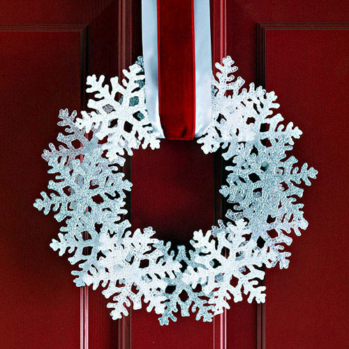 Diy-snowflake-christmas-wreath