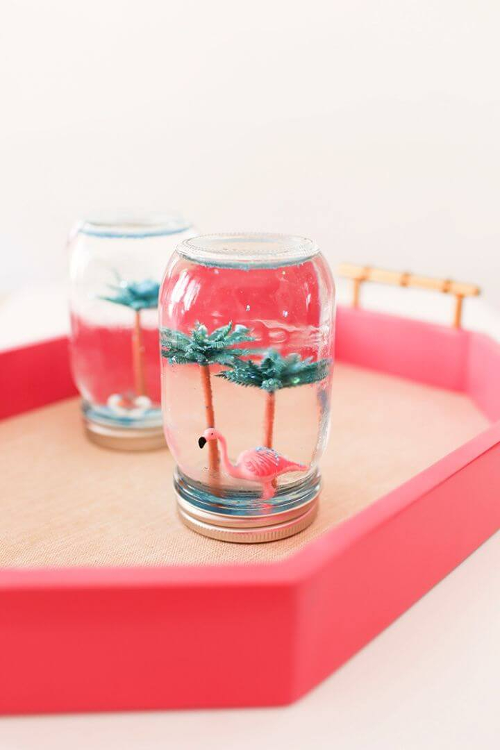 Easy-diy-summer-snow-globes