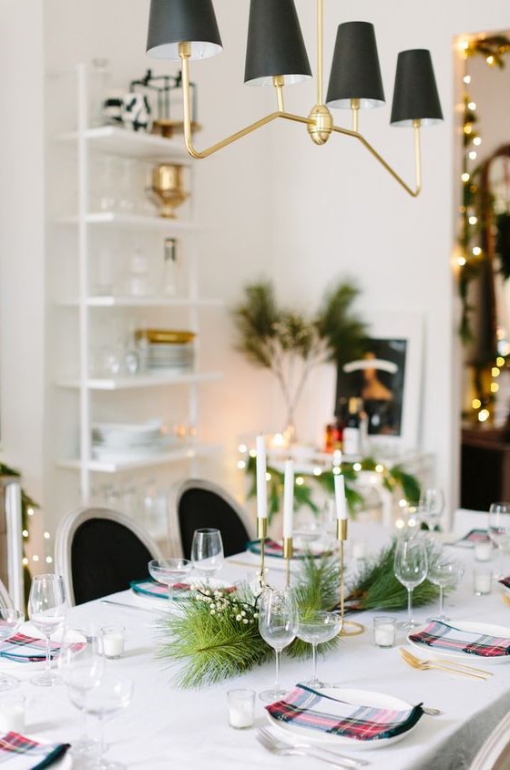 Elizabeth-street-post-beautiful-christmas-table-setting-1