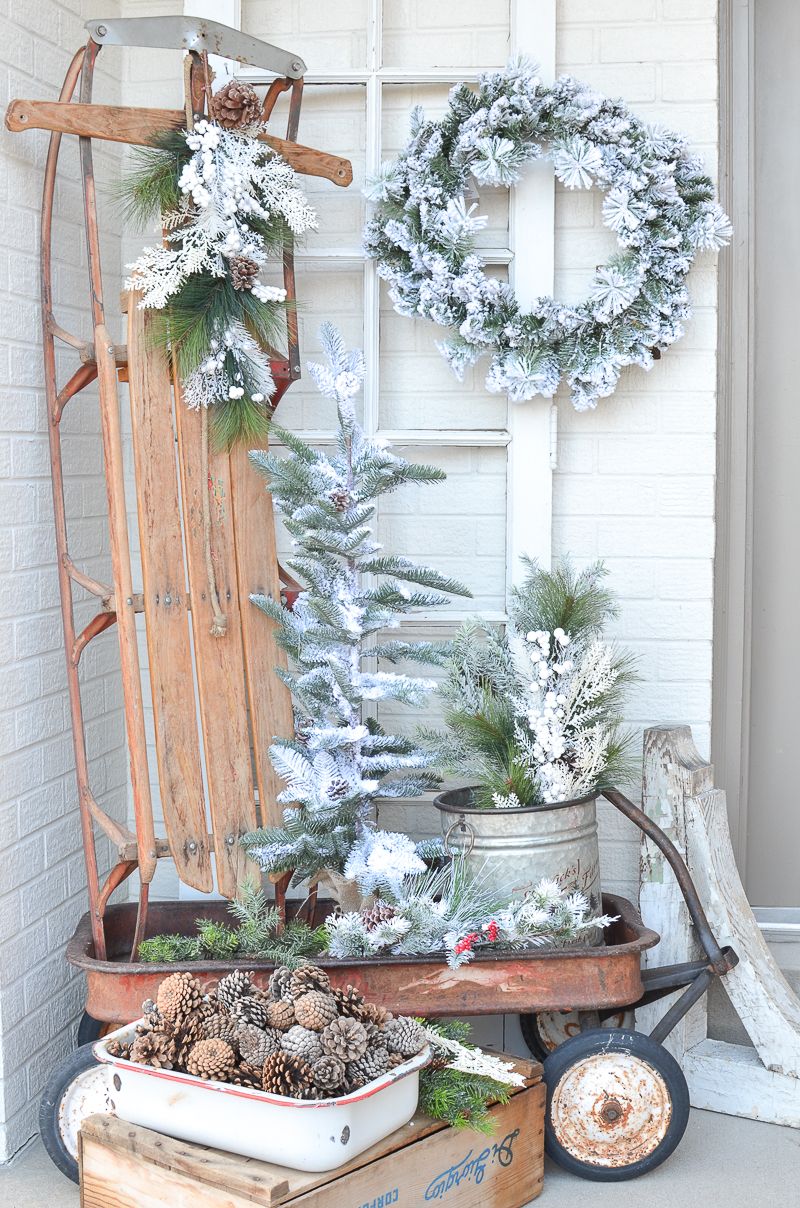 Flocked-evergreen-decor-for-winter-via-sarahjoy-1