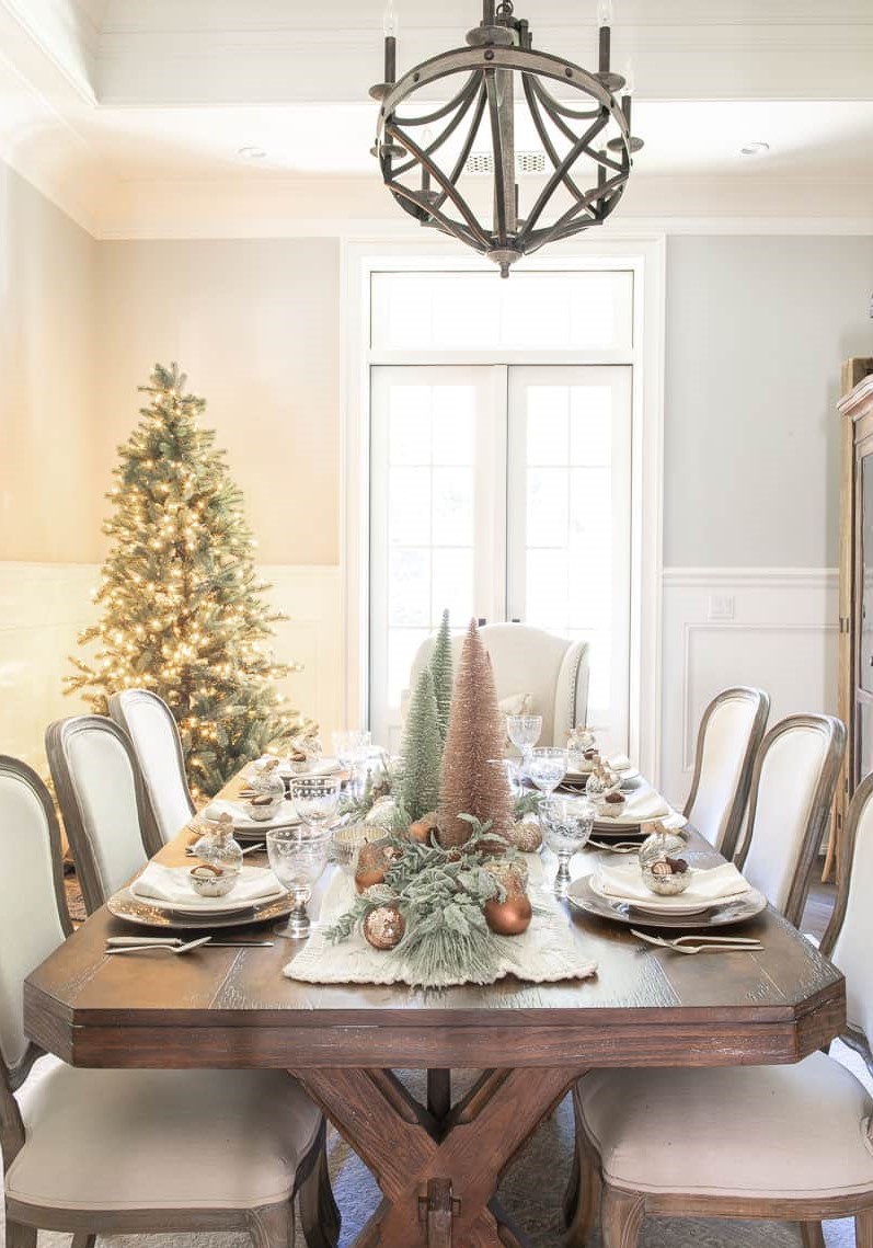 Gorgeous-christmas-table-setting-ideas-06-1-kindesign-1