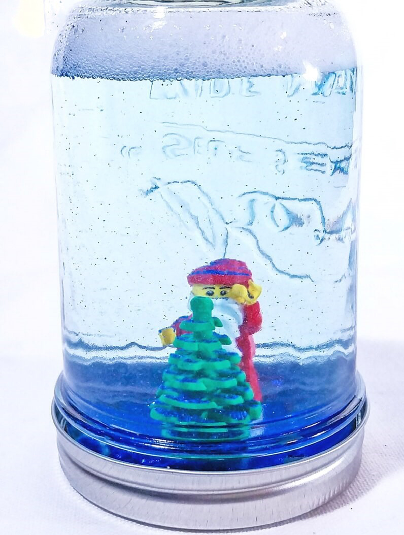Lego-snow-globes_edited