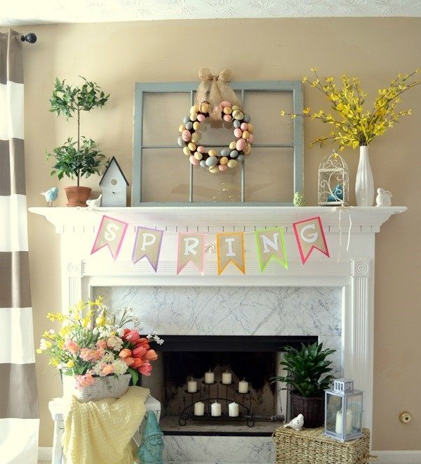 Yellow-and-blue-springeaster-mantel