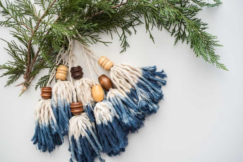 Diy-boho-chic-christmas-ornaments-3-775x518