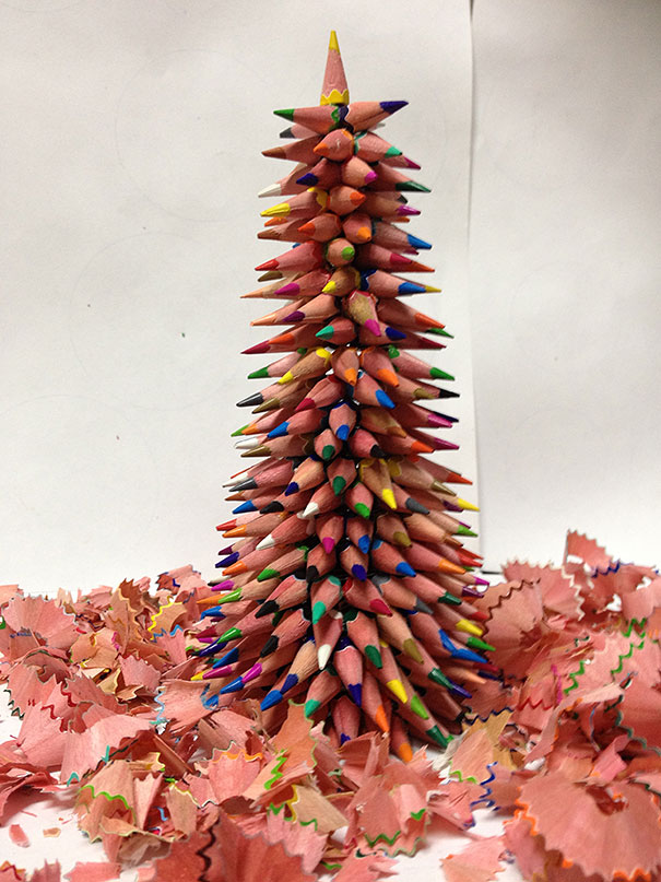 Diy-chirstmas-tree-designs-recycling-holidays-22