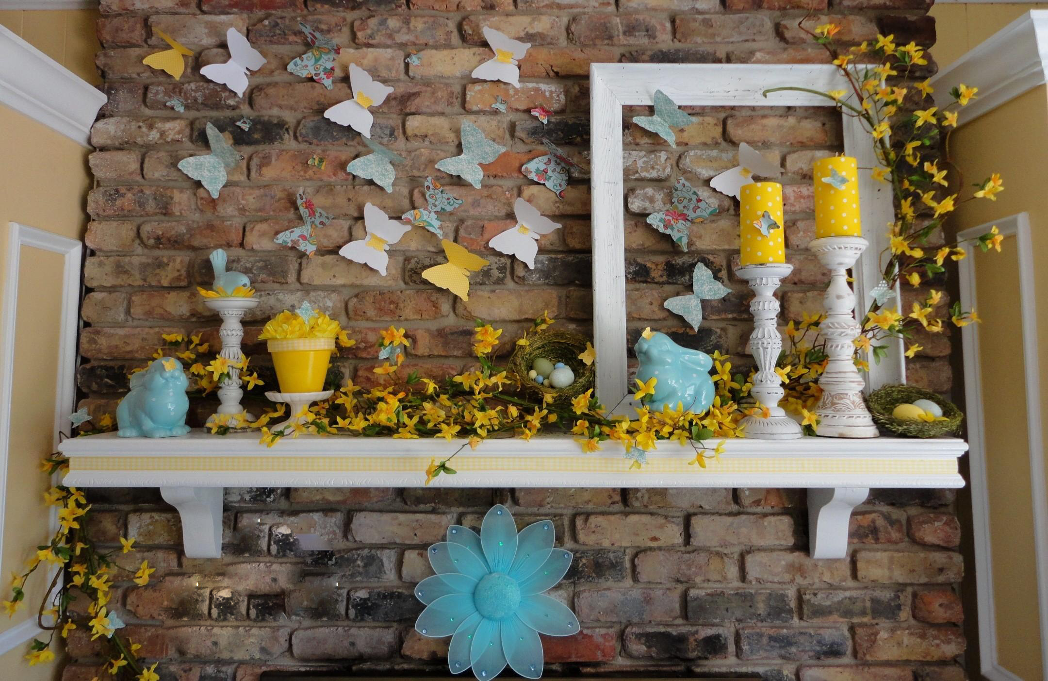 Easter-mantel-decorations-blog-fireplacemall-1215287_edited