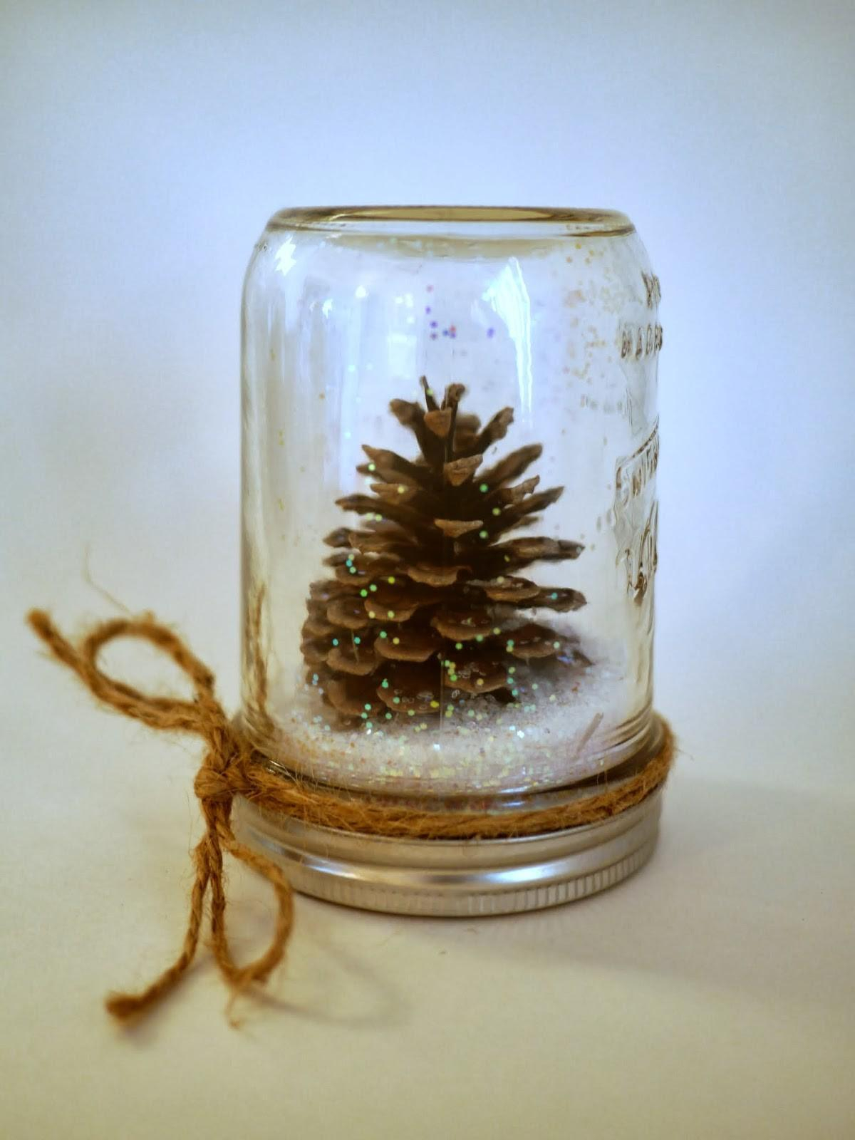 Little-hiccups-diy-waterless-snow-globes-151471
