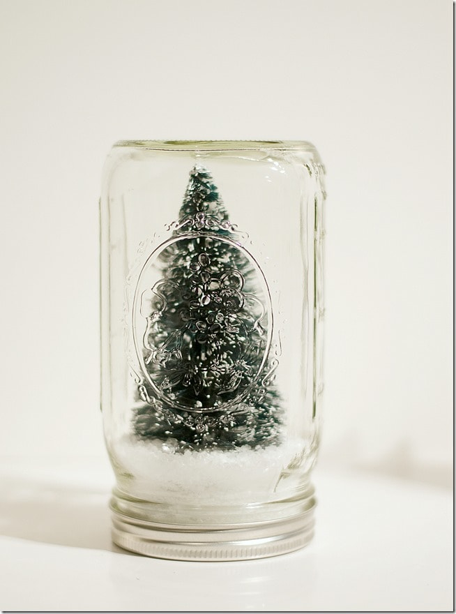 Mason-jar-snow-globes-anthropologie-inspired-how-to-make-4_thumb