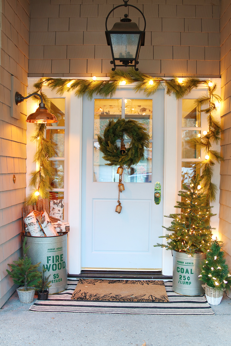Modern-farmhouse-christmas-decor-1574205140