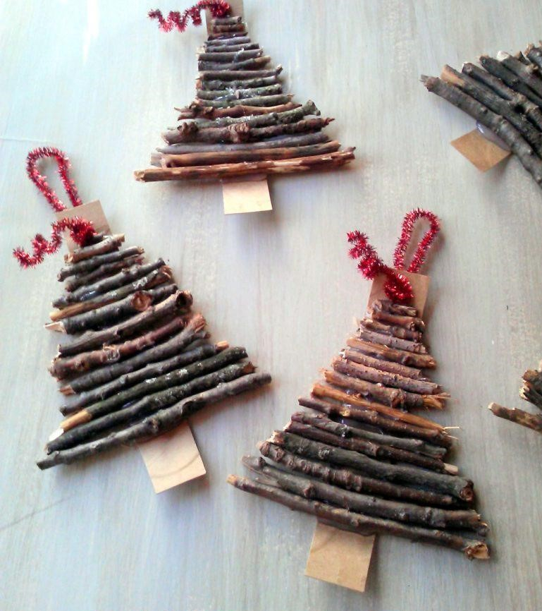 Rustic-twig-cardboard-christmas-tree-ornaments-847925-772x921