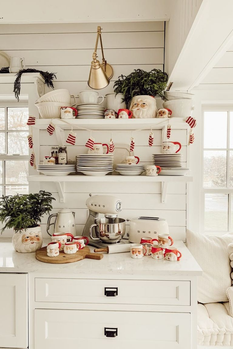 Santa-mug-display-1574207347