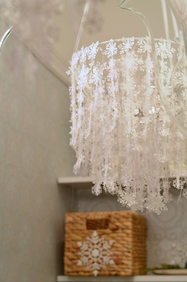 Snowflake-chandelier_edited