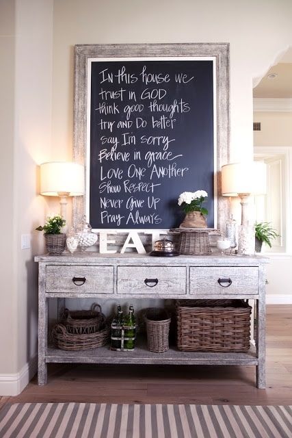 1-cozy-and-simple-farmhouse-entryway-decor-ideas-8