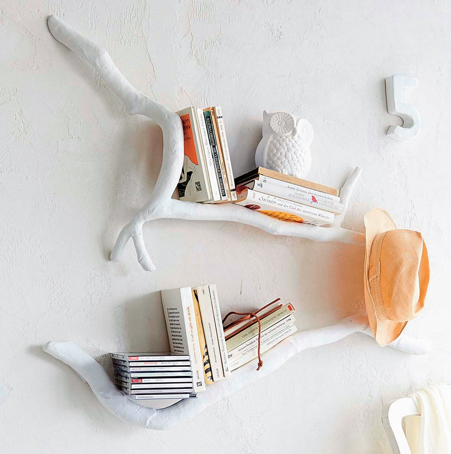 13-branch-of-books-bookshelf-storage-ideas-homebnc-2