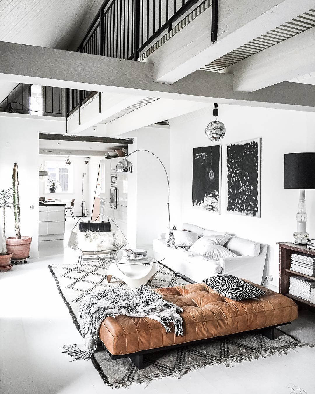 15-modern-living-room-decorating-ideas-homebnc