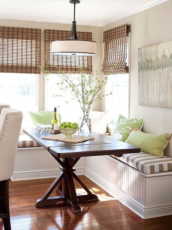 19-farmhouse-green-and-brown-breakfast-nook