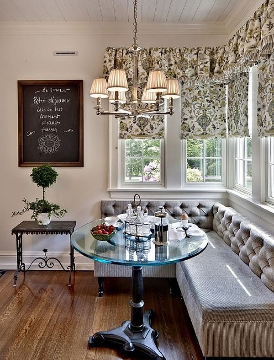 21-private-bistro-breakfast-nook-ideas-homebnc