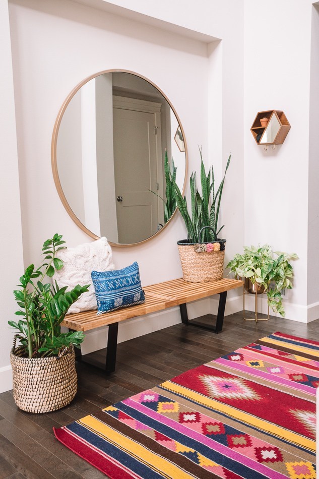 61-small-entry-decor-ideas