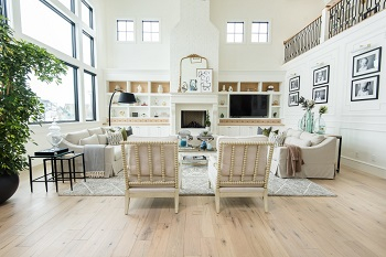 Beautiful spring home decor with faux and fresh greens that anyone will love 1