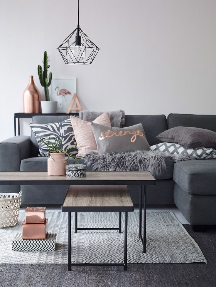 Decorate-living-room-with-charcoals