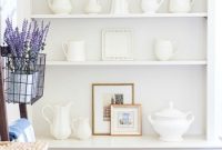 Inspiring living room spring decor with blooms and branches 5