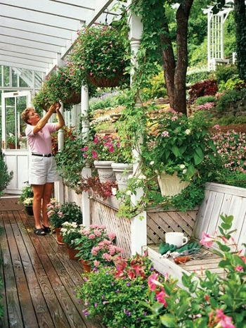 Layered gardens Turn Your Small Space Into A Large Garden Area With These Genius Space-Savvy Solutions
