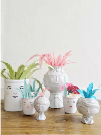Paper plant centerpiece Delightful Spring Centerpiece Ideas To Welcome The Season This Year