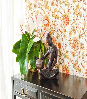 Small doses Wallpaper Ideas To Create Life In Spring Sensation House This Season