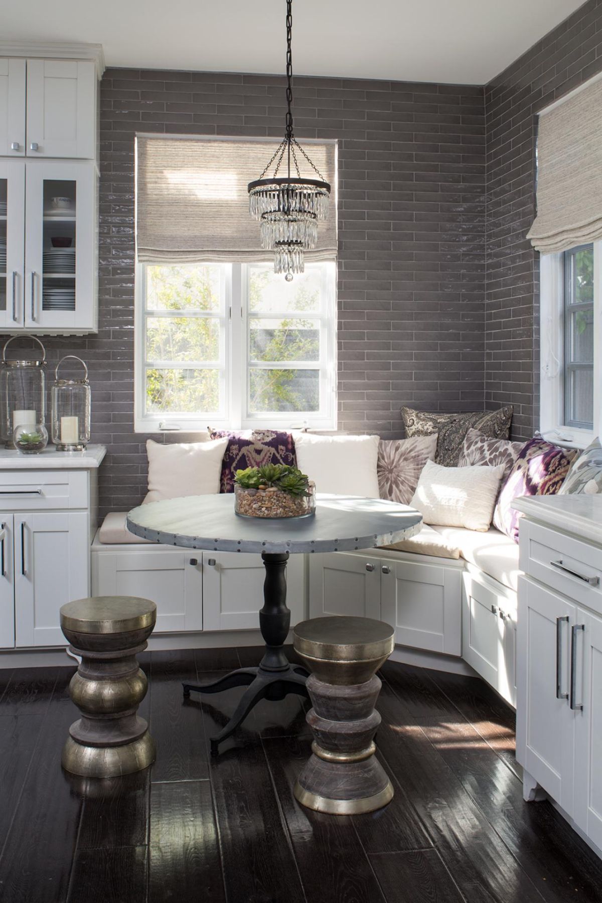 Small-chandelier-over-the-breakfast-nook-bench-1