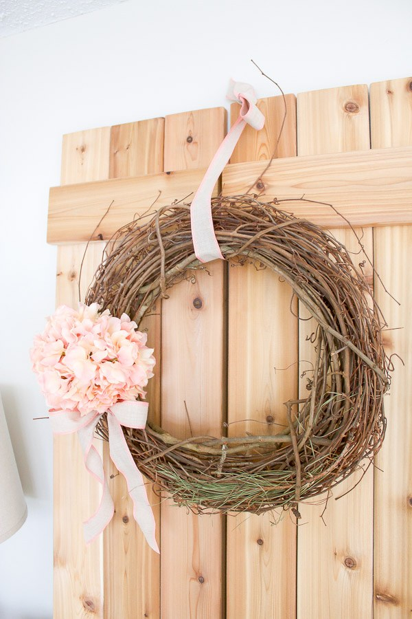 Spring-decor-ideas-making-it-in-the-mountains-spring-wreath