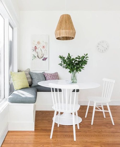 Charmingbreakfastcorner