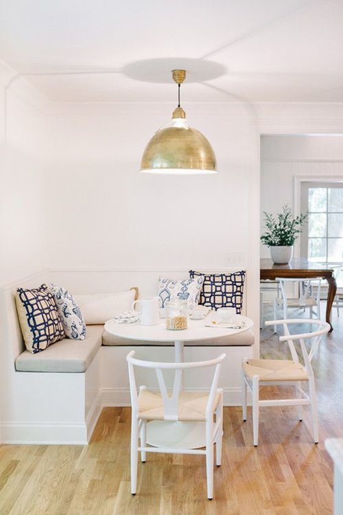 Elegantbreakfastcorner
