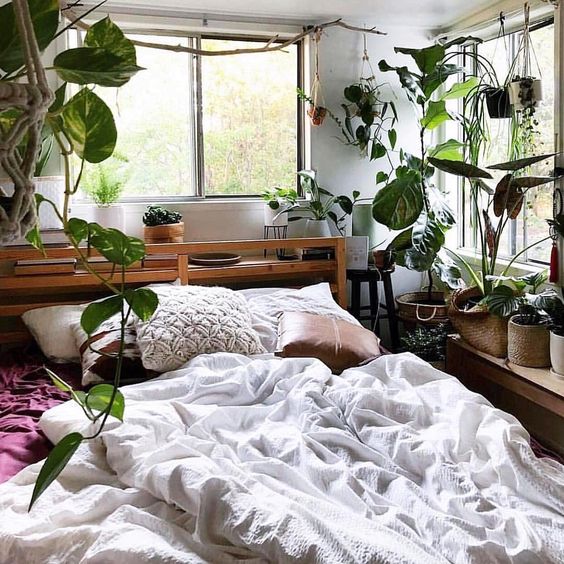 Indoor-garden-idea-for-comfy-bedrooms