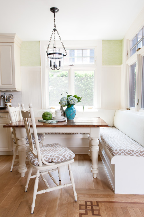 Modern-farmhouse-breakfast-nook-corner-banquette-with-windows-3