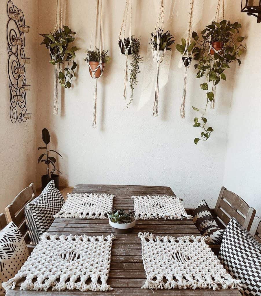 1-hanging-planter-indoor-garden-ideas-thelittleknotshoppe-1353x1536-1