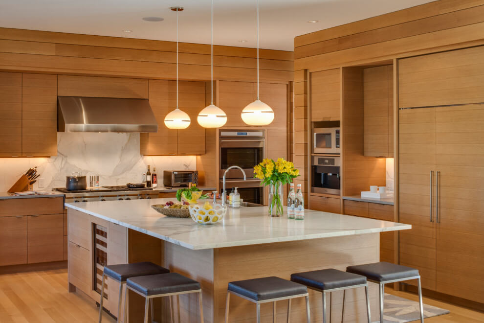 1587677750_655_wood-tones-in-kitchen-design-ideas