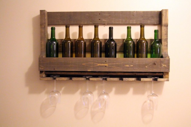 16-genius-handmade-pallet-wood-furniture-ideas-you-will-immediately-want-to-try-9-630x420-1