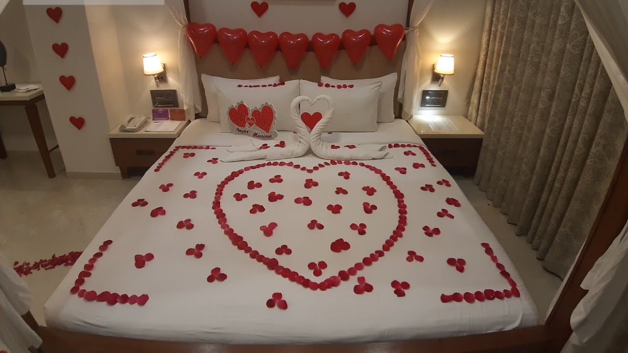 2-bedroom-decoration-for-valentine-day-10