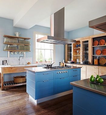 Trendy-Decorative Ways To Add A Plate Rack In Your Kitchen