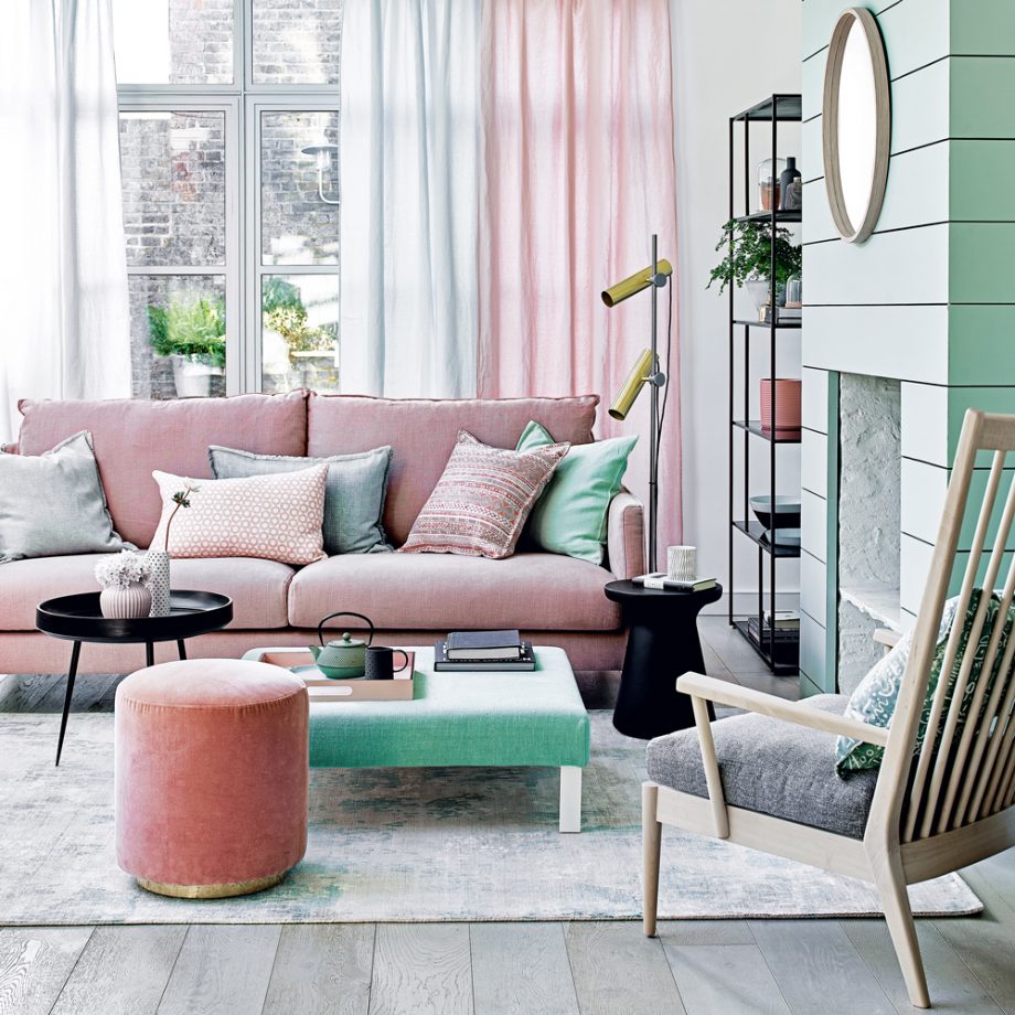 3-ideal-home-pastel-living-room-polly-wreford-920x920-1