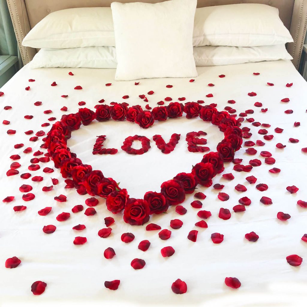 4-valentine-bedroom-decoration10-1024x1024-1