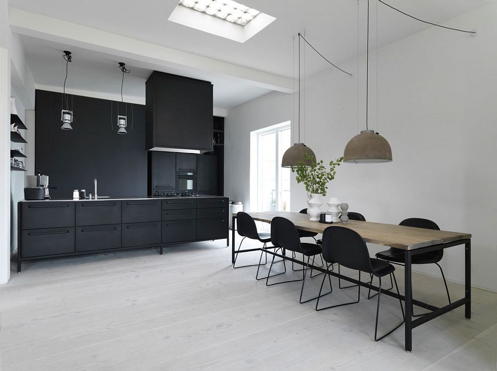 4-who-says-black-does-not-work-for-the-scandinavian-kitchen